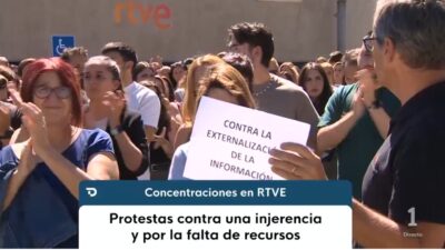 Los trabajadores de RTVE protestan a las puertas de Torrespaña.